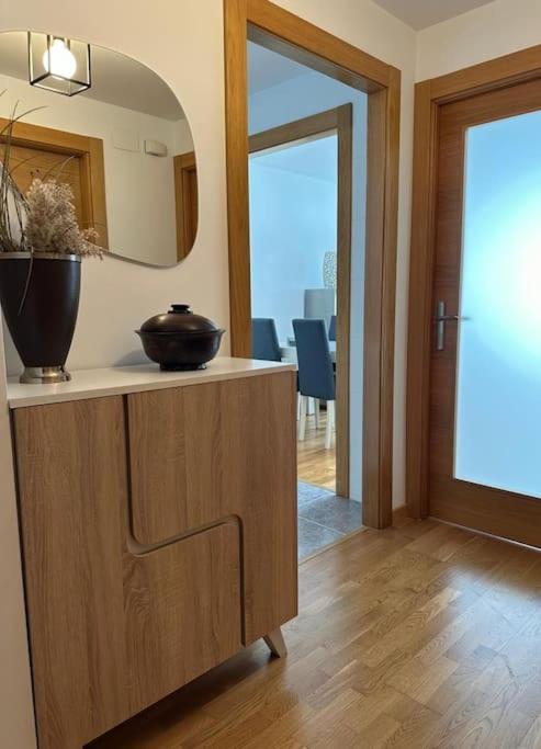 Studio 14 + Garaje Incluido. Nuevo, Elegante, Acogedor. Аро Екстер'єр фото